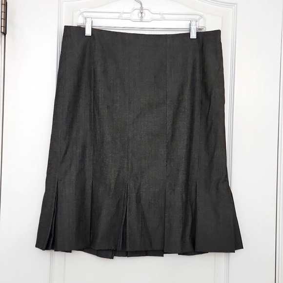 Gap pleated skirt, sz 12 - Picture 1 of 10